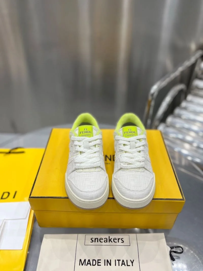 Fendi Low Shoes Unisex 23294