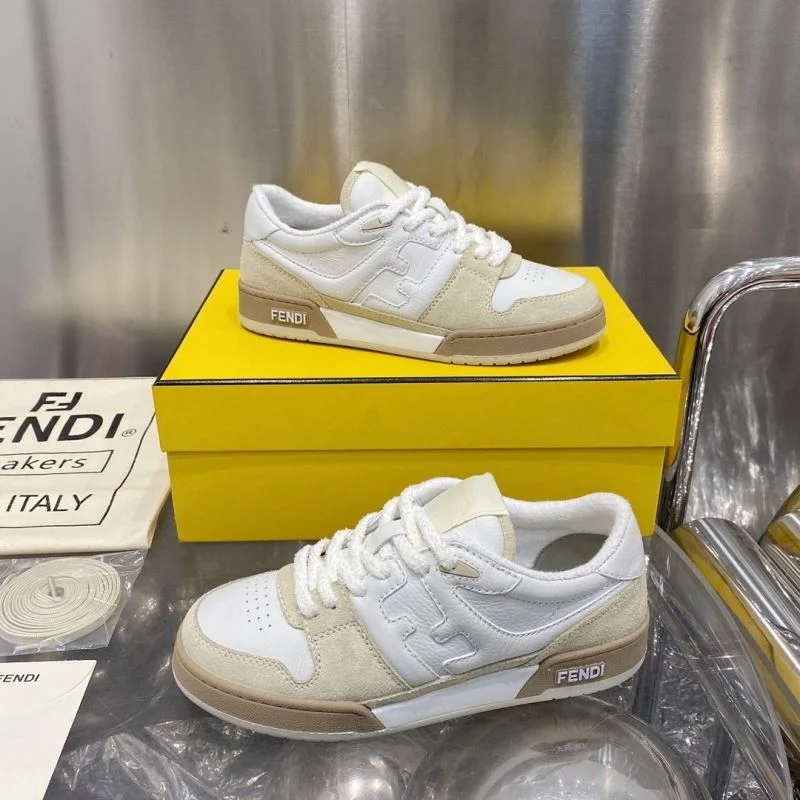 Fendi Low Shoes EyeCatching 23282