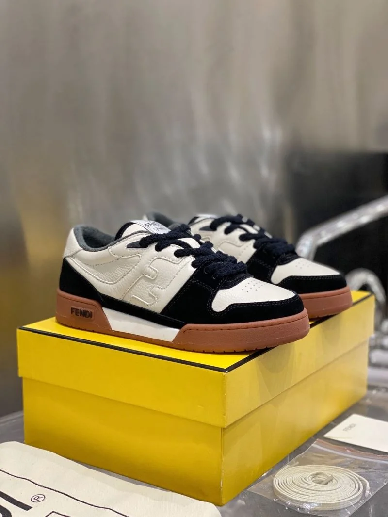 Fendi Low Shoes Flexible 23283