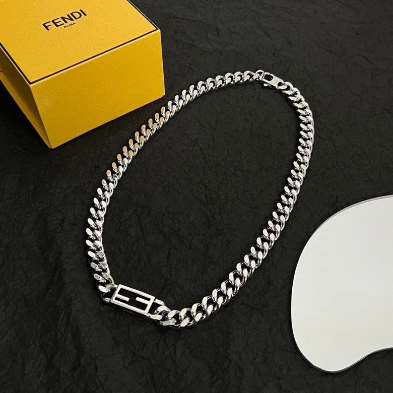 AllSeason Fendi Necklaces 209901