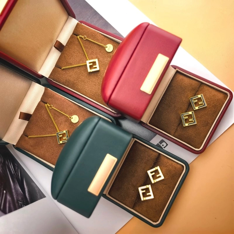 TravelReady Fendi Necklaces 208058