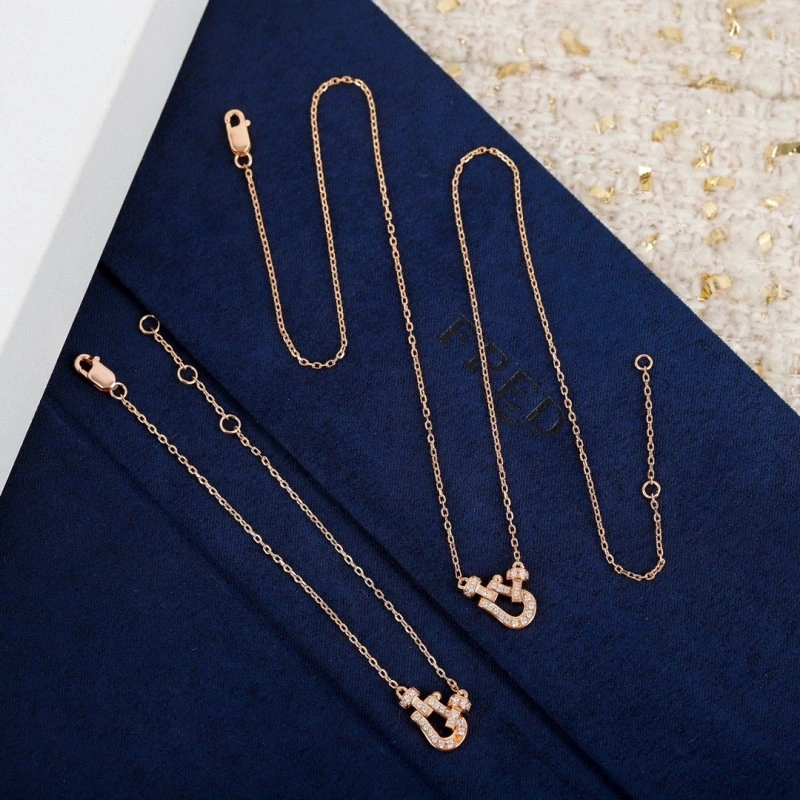 Fendi Necklaces Seasonal 208052