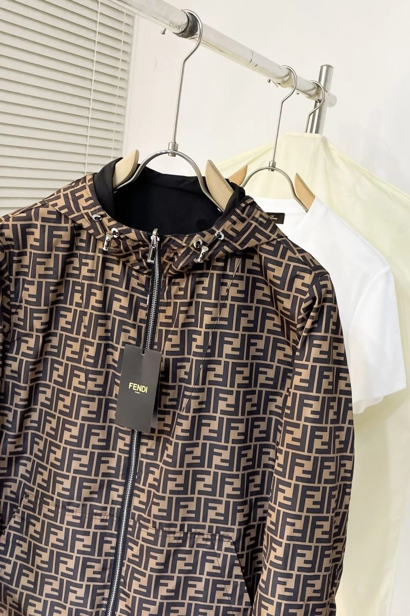 Stretchable Fendi Outwear 123330