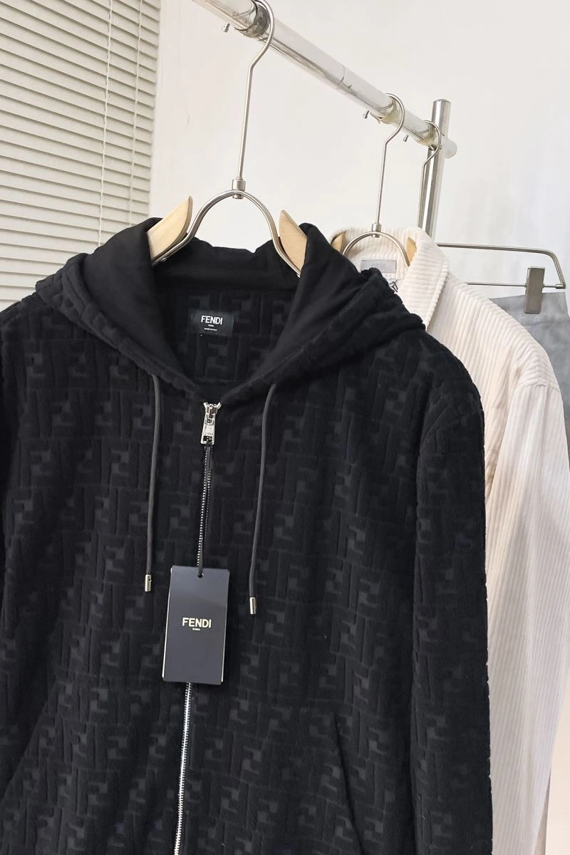 Fendi Outwear FreshLook 123317