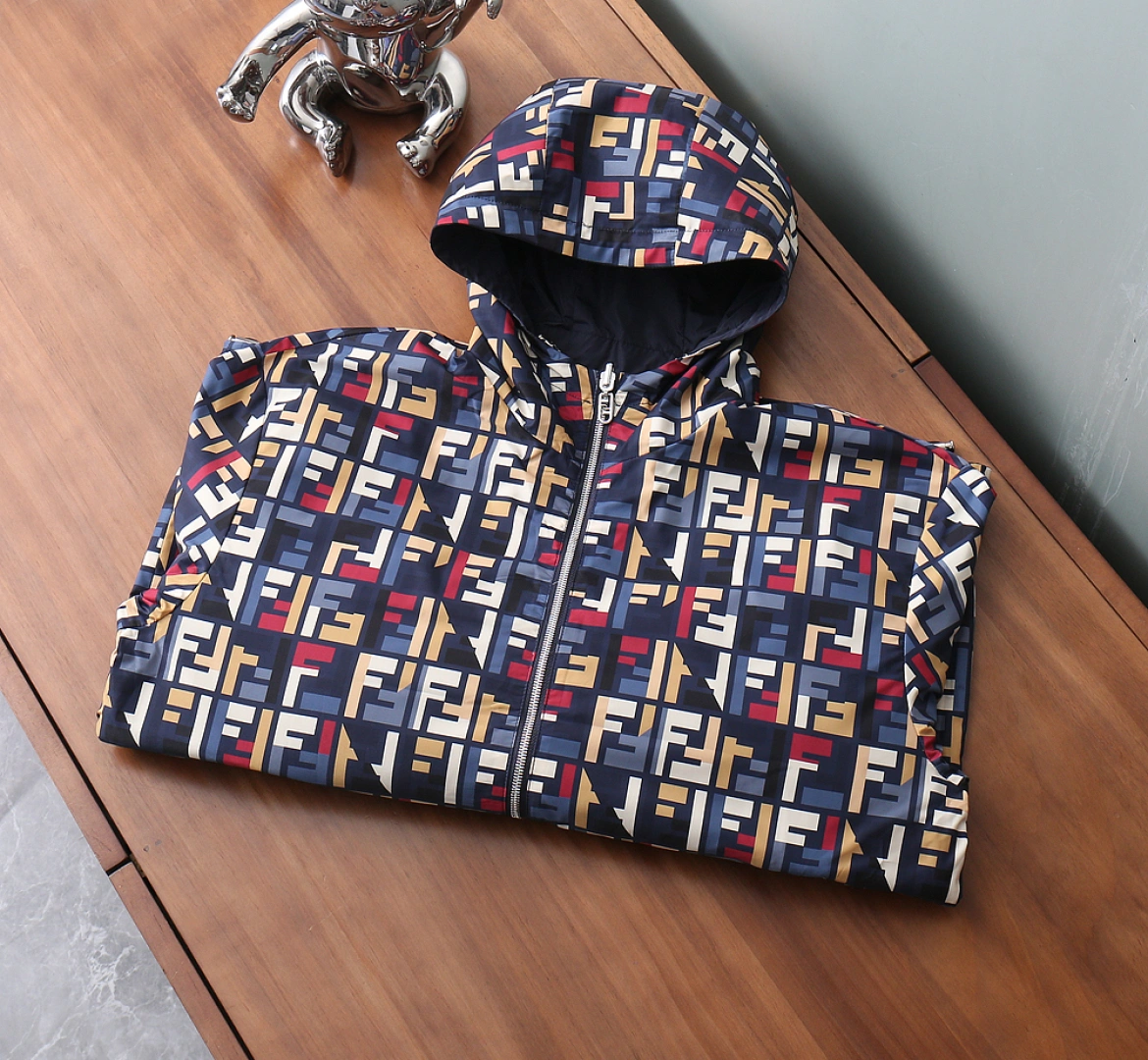 EyeCatching Fendi Outwear 123331