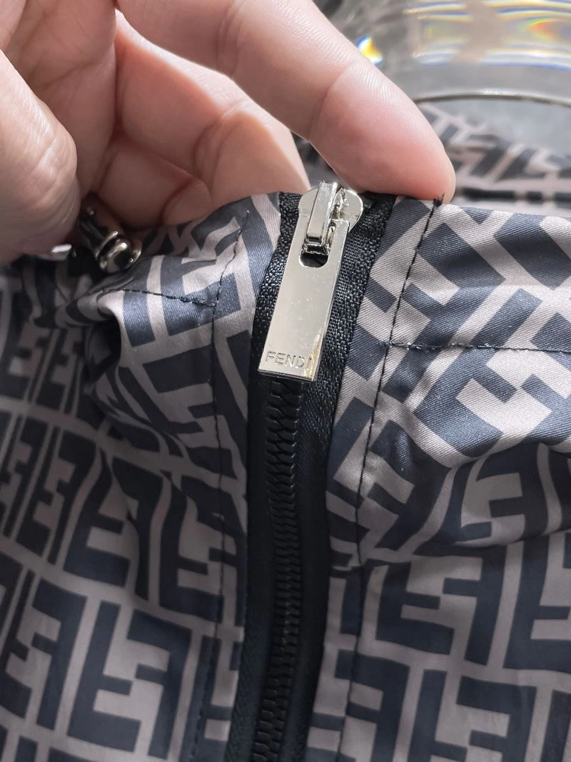 Fendi Outwear Versatile 122928