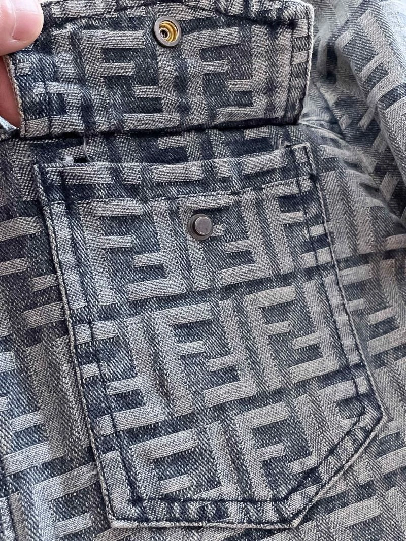Fendi Outwear Lightweight 122696