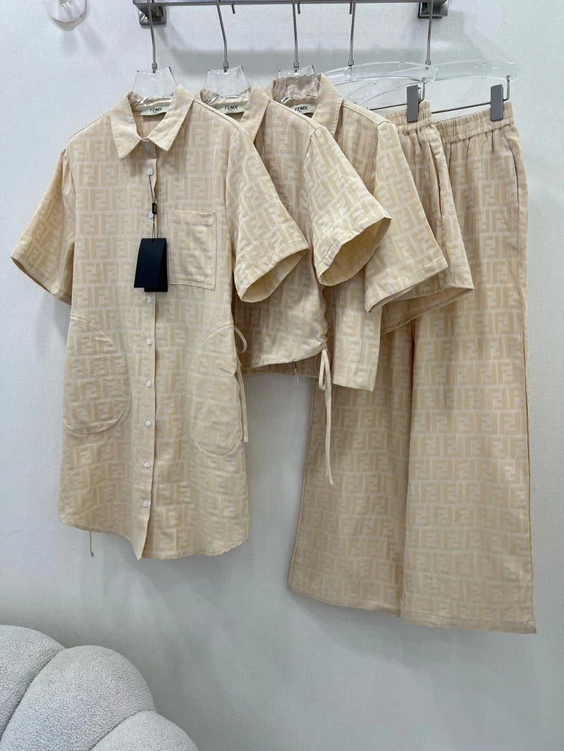 Fendi Outwear Sustainable 120599
