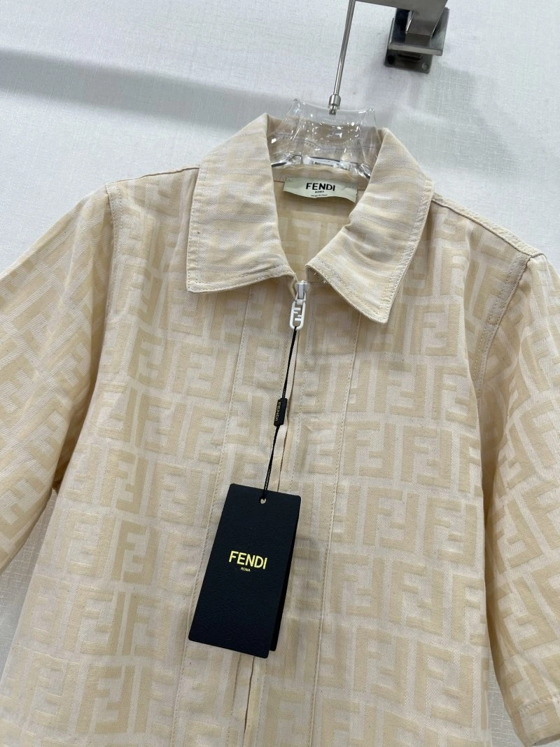 Fendi Outwear Snug 120596