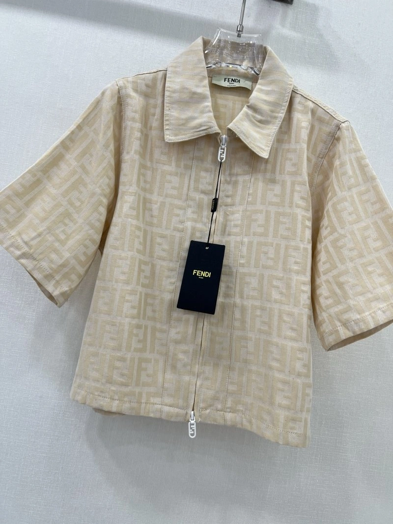 Fendi Outwear Snug 120596