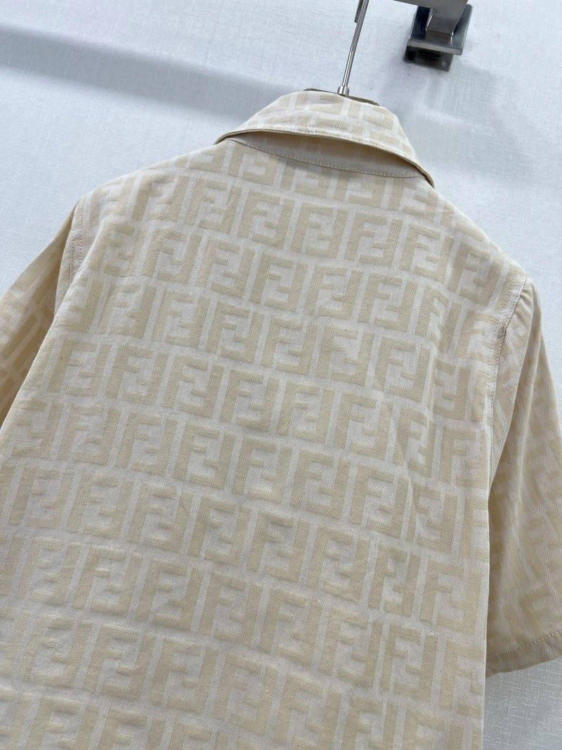 Fendi Outwear Snug 120596