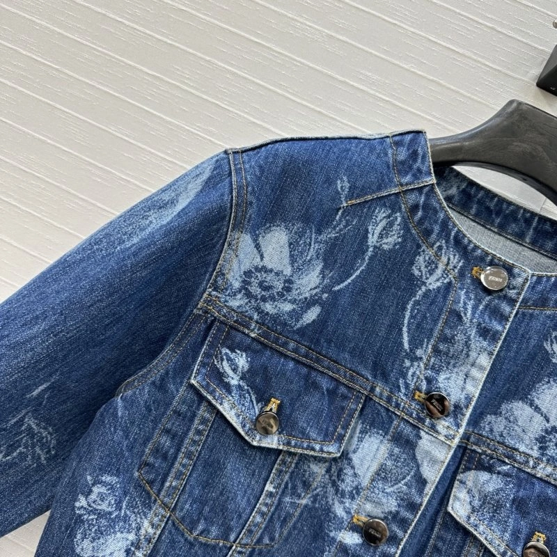 Fendi Outwear Premium 120778