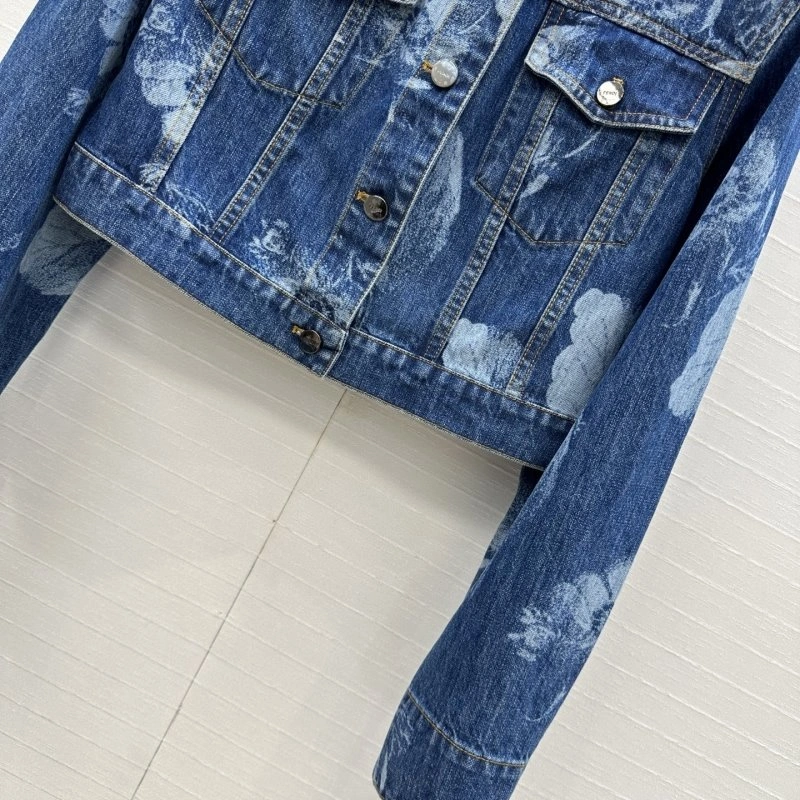 Fendi Outwear Premium 120778