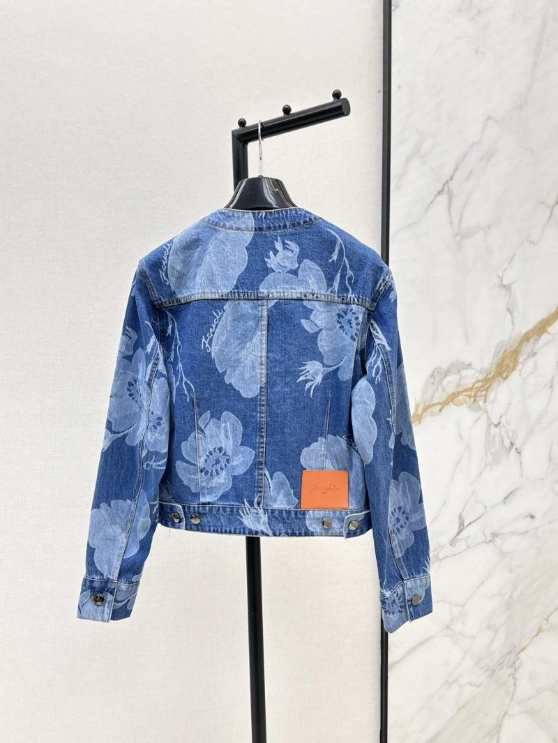 Lightweight Fendi Outwear 120441