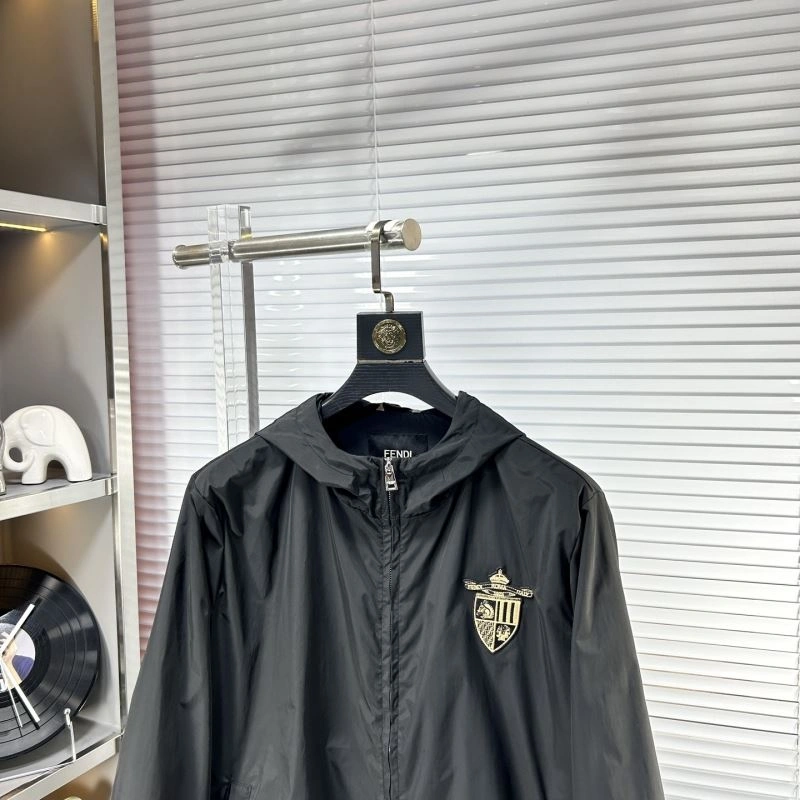 Fendi Outwear FreshLook 122102
