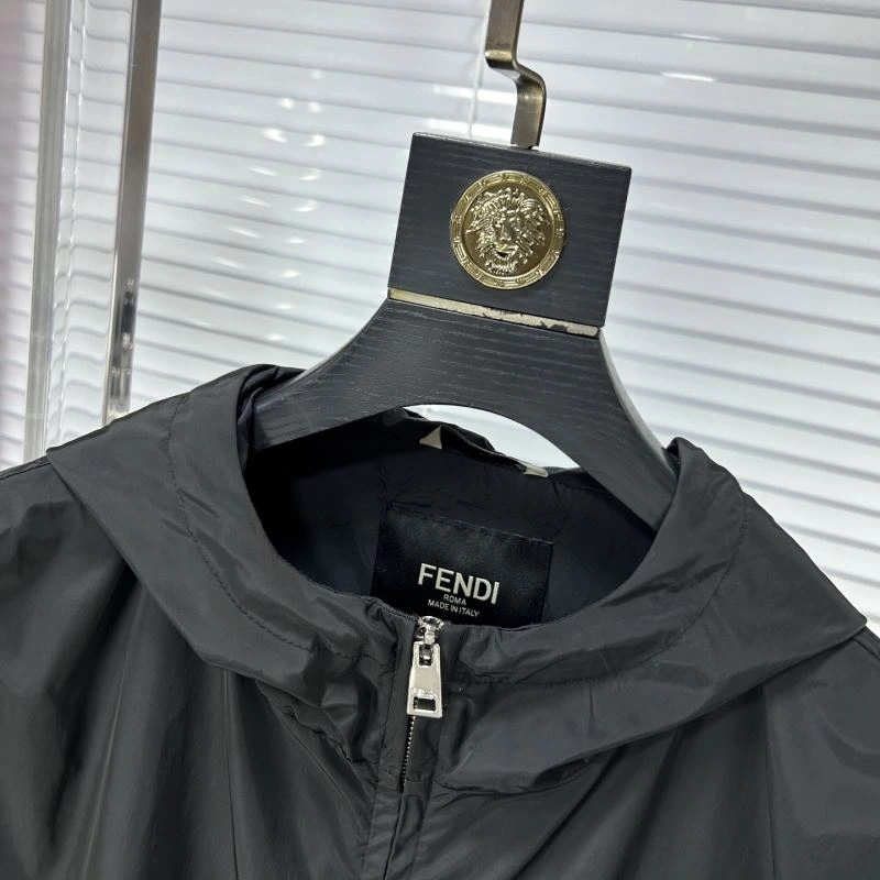 Fendi Outwear FreshLook 122102