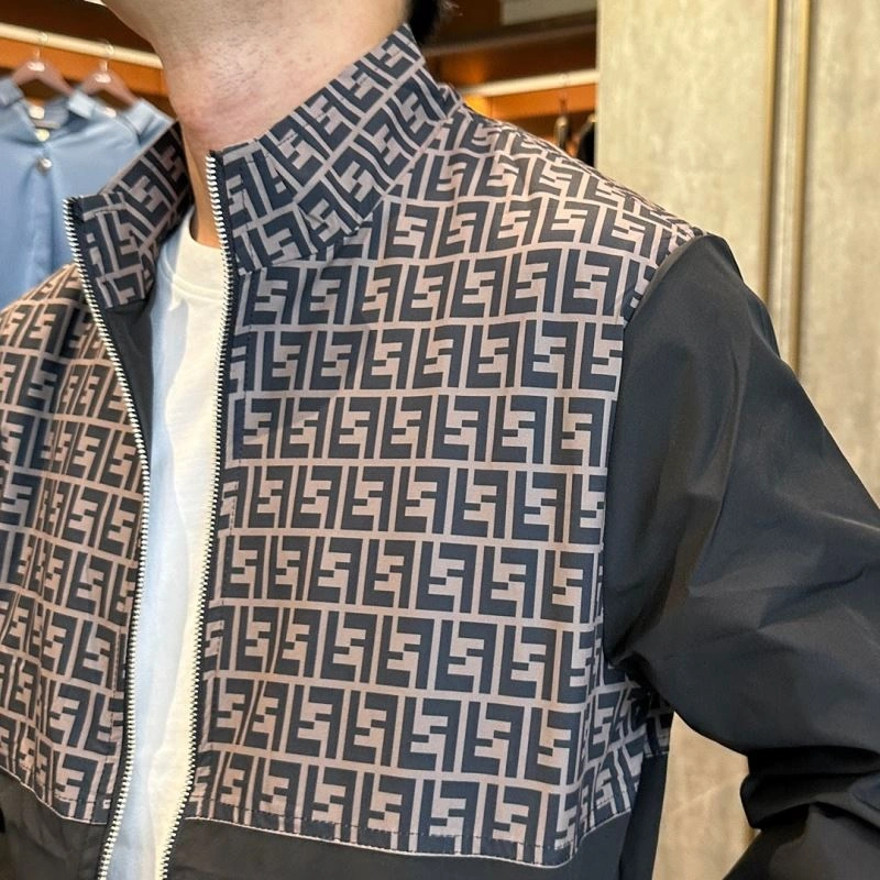 Fendi Outwear FreshLook 121562