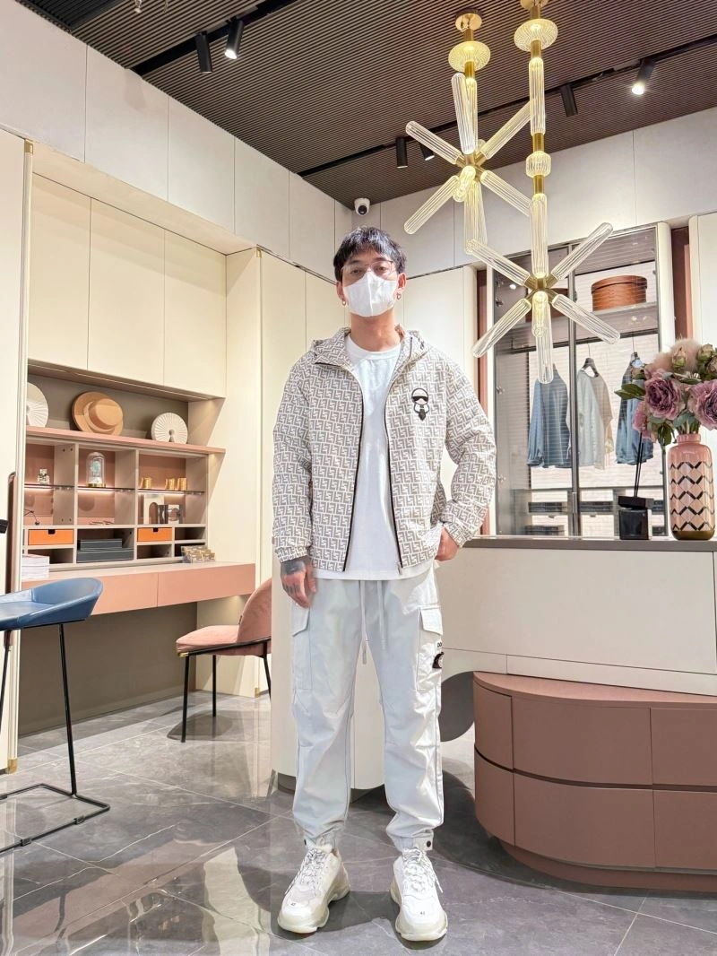 Sustainable Fendi Outwear 121561