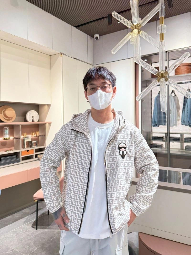 Sustainable Fendi Outwear 121561