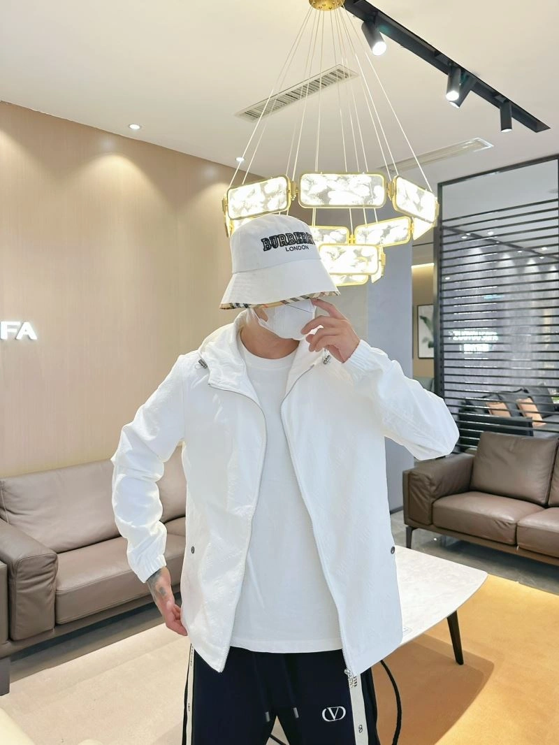 Fendi Outwear Premium 121546