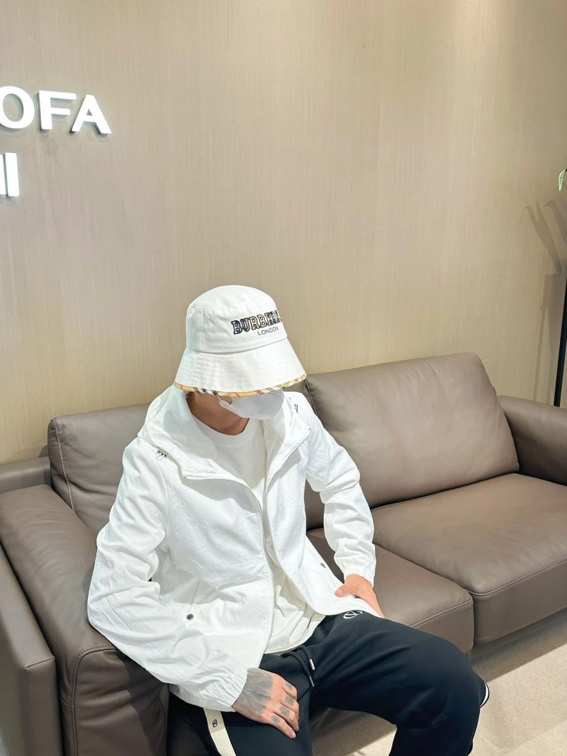 Fendi Outwear Premium 121546