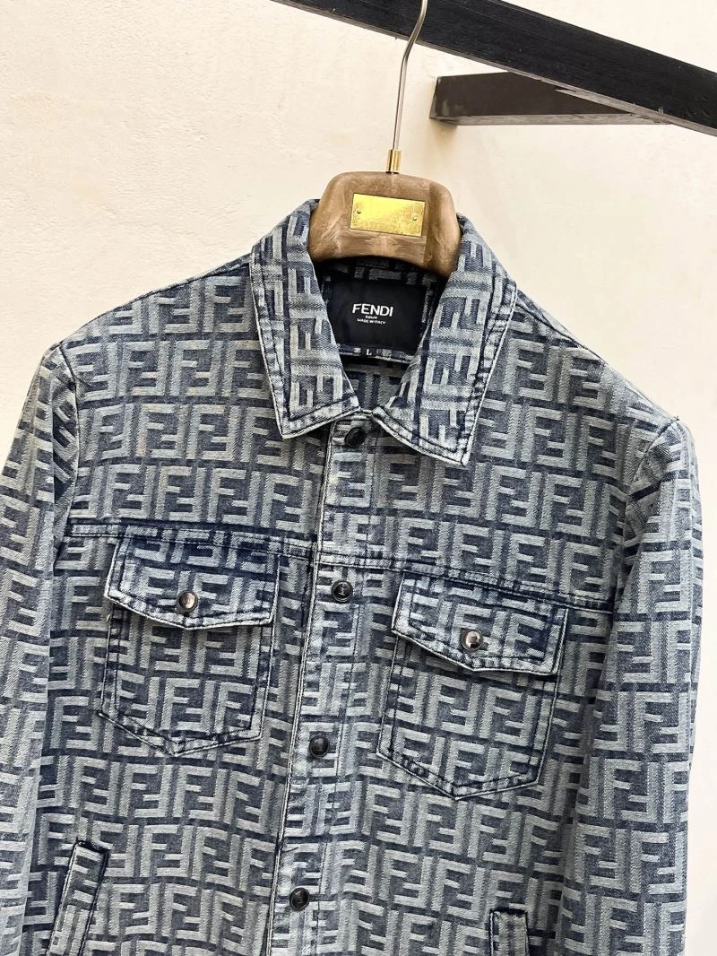 Fendi Outwear Snug 121539