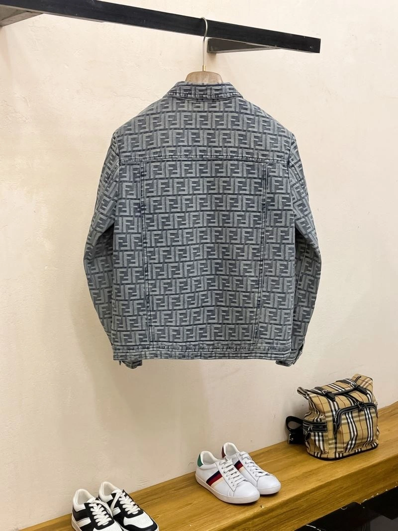 Fendi Outwear Snug 121539