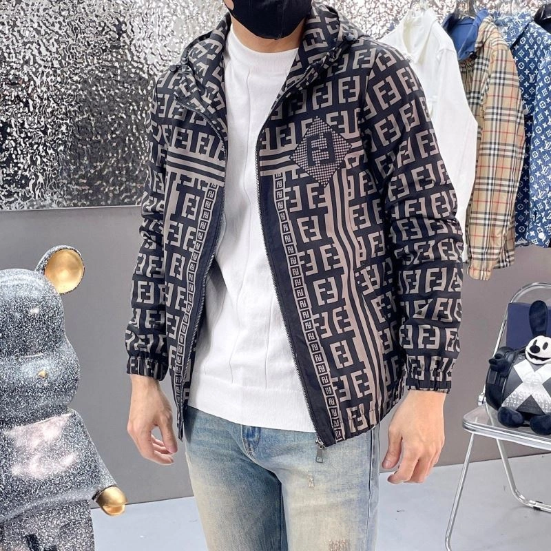 Fendi Outwear Trendsetting 121555