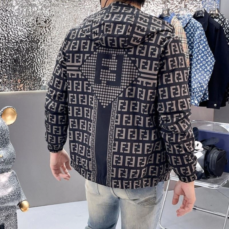 Fendi Outwear Trendsetting 121555