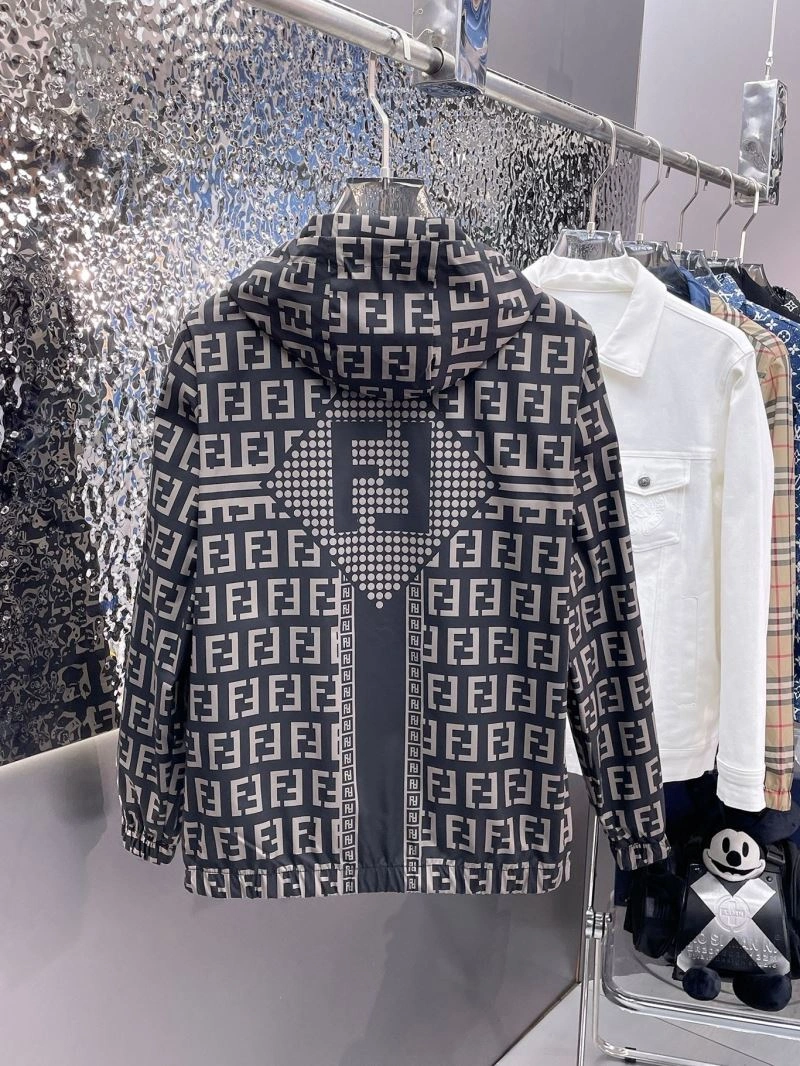 Fendi Outwear Trendsetting 121555