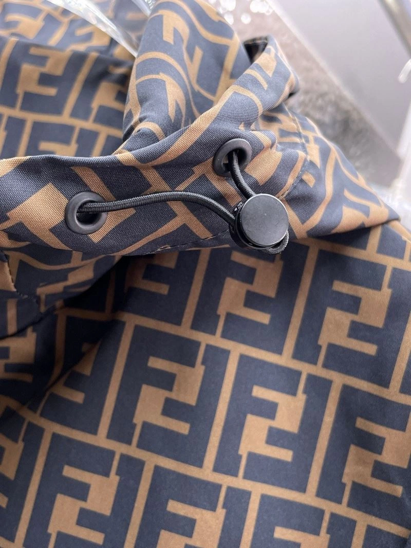 MultiPurpose Fendi Outwear 121537