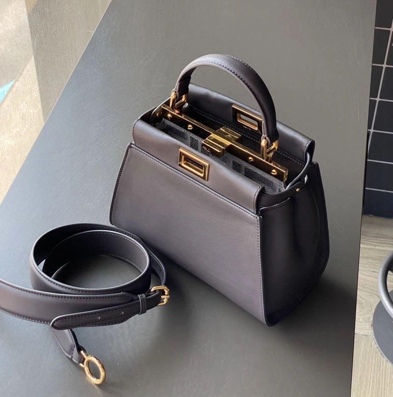 Popular Fendi Peekaboo Bags 72928