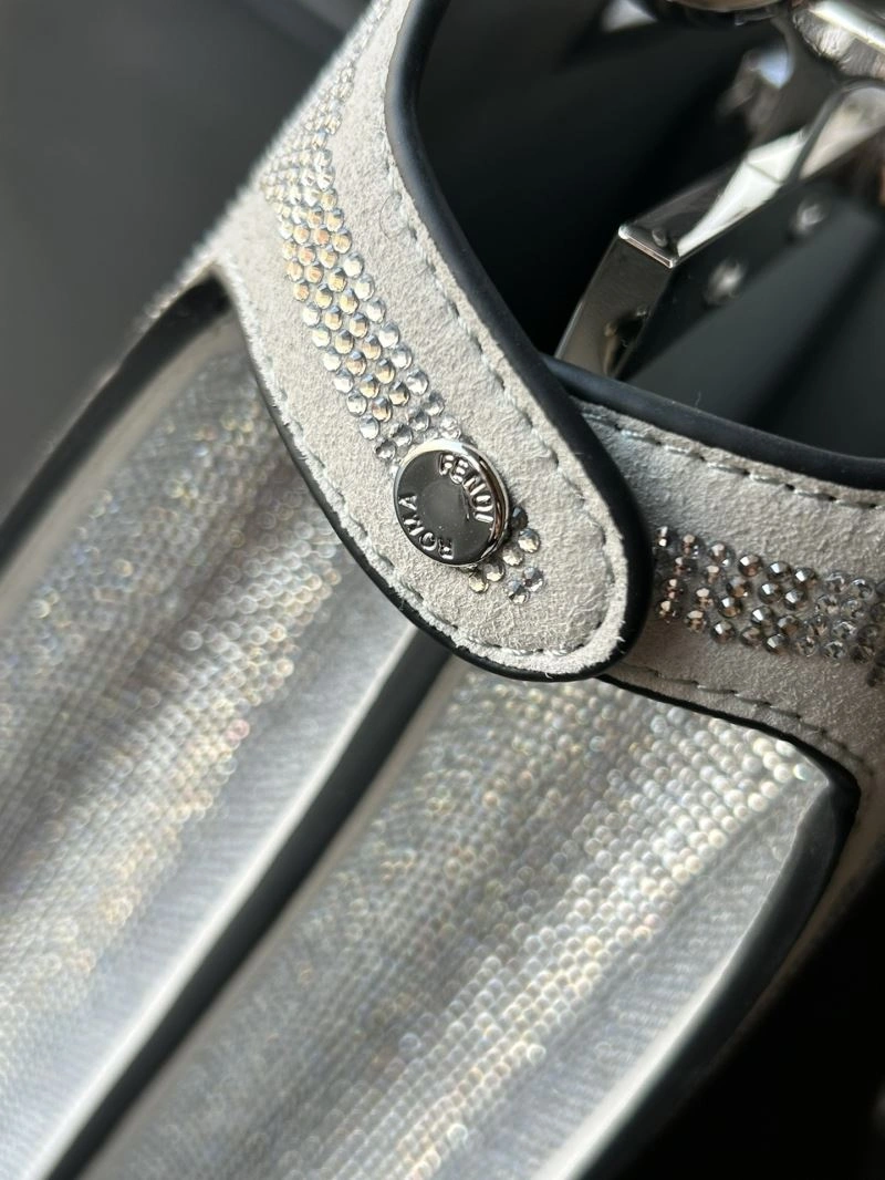 Fendi Peekaboo Bags GoAnywhere 72916