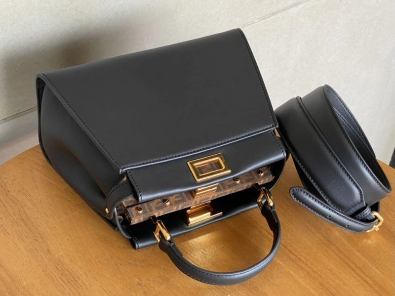 Fendi Peekaboo Bags Soft 72924