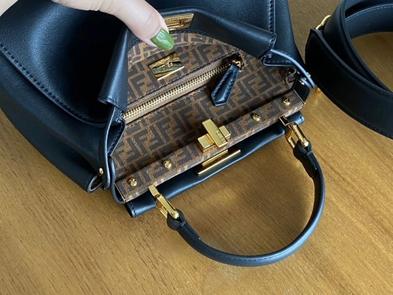Fendi Peekaboo Bags Soft 72924