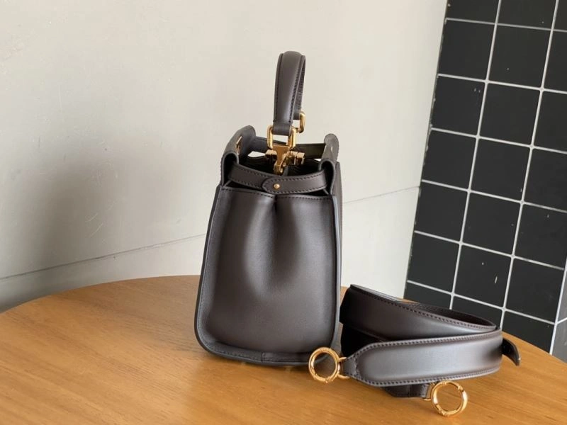 Sleek Fendi Peekaboo Bags 72922