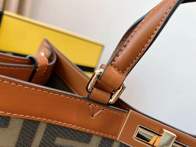 TechFriendly Fendi Peekaboo Bags 72912