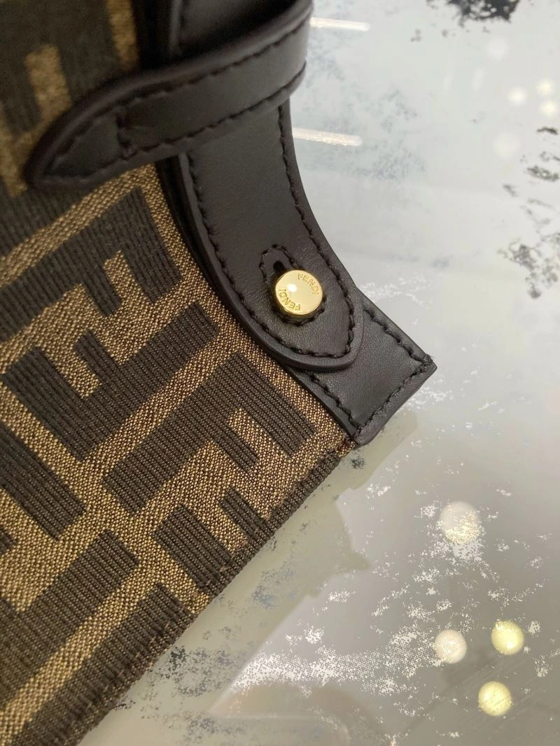 Fendi Peekaboo Bags Popular 72903