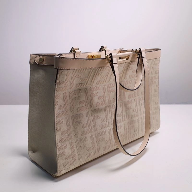 Fendi Peekaboo Bags RelaxedFit 72895