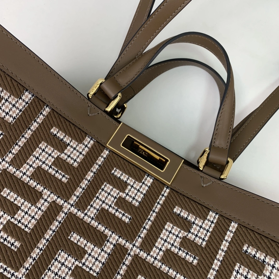 Fendi Peekaboo Bags WrinkleFree 69884