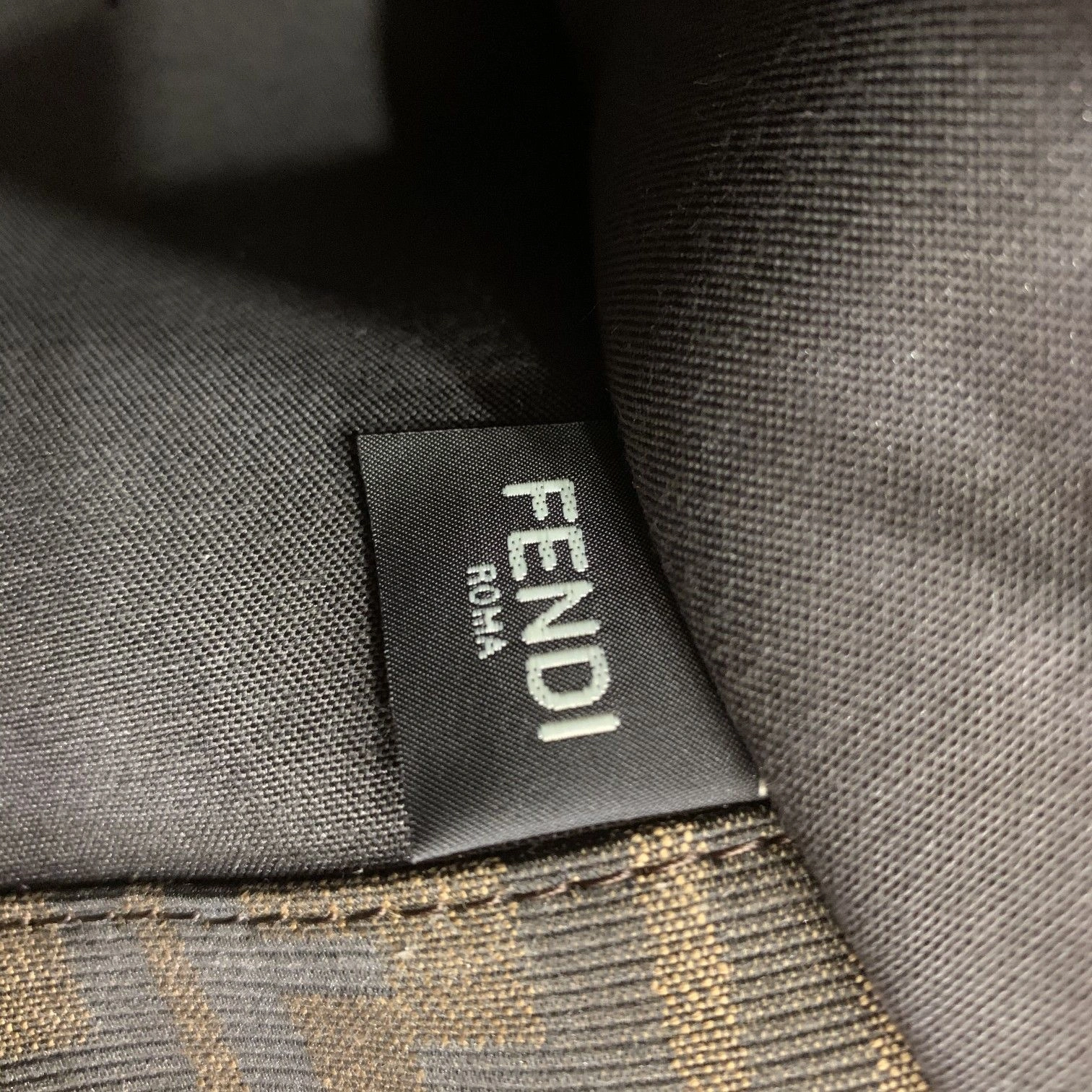 Fendi Peekaboo Bags Minimalist 69943