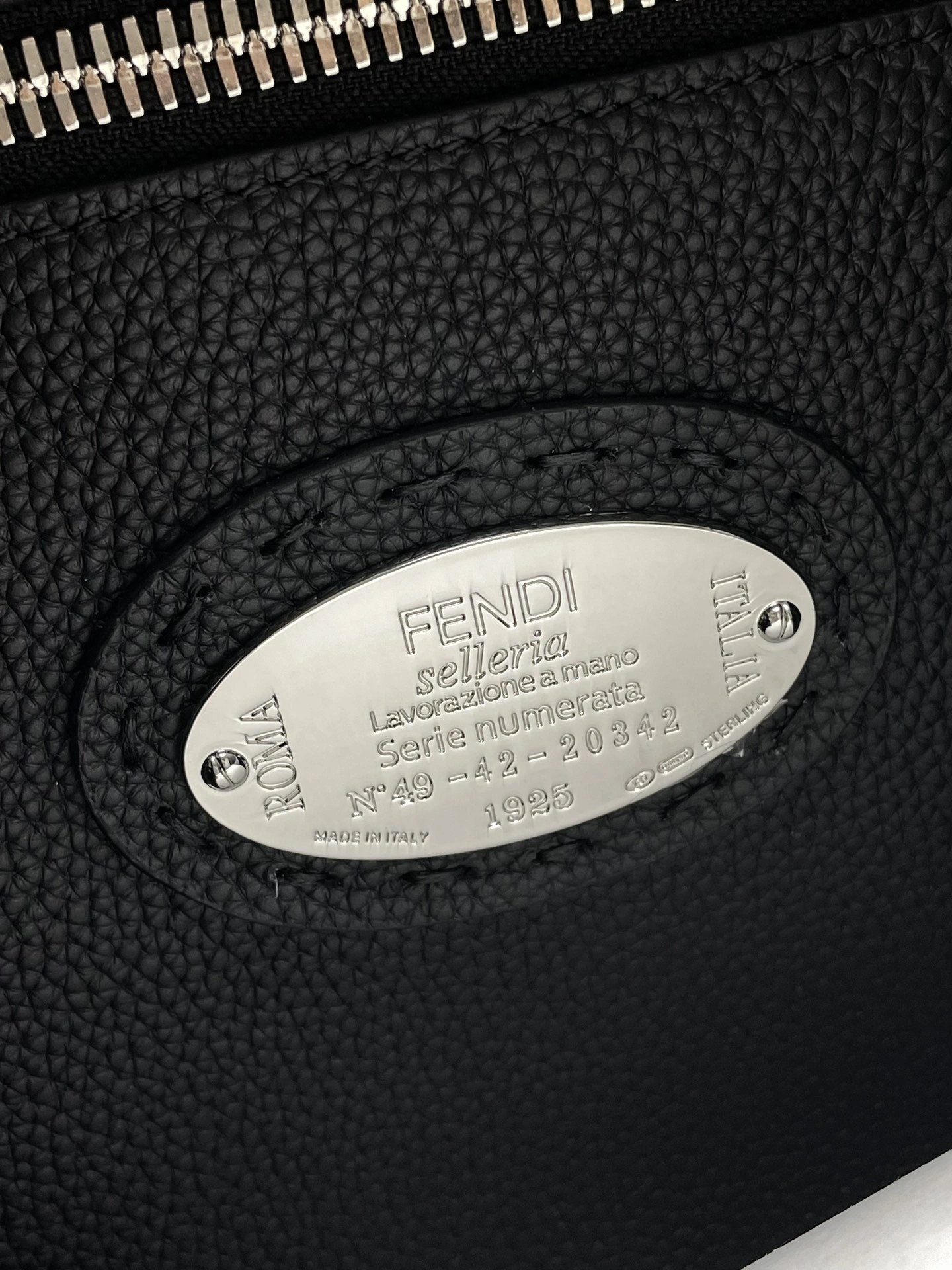 QuickDry Fendi Peekaboo Bags 69879