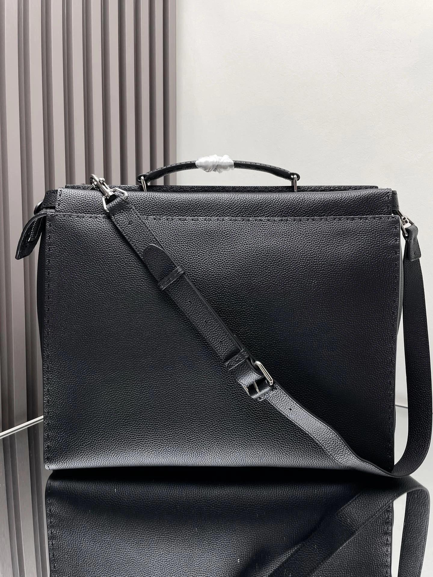 QuickDry Fendi Peekaboo Bags 69879