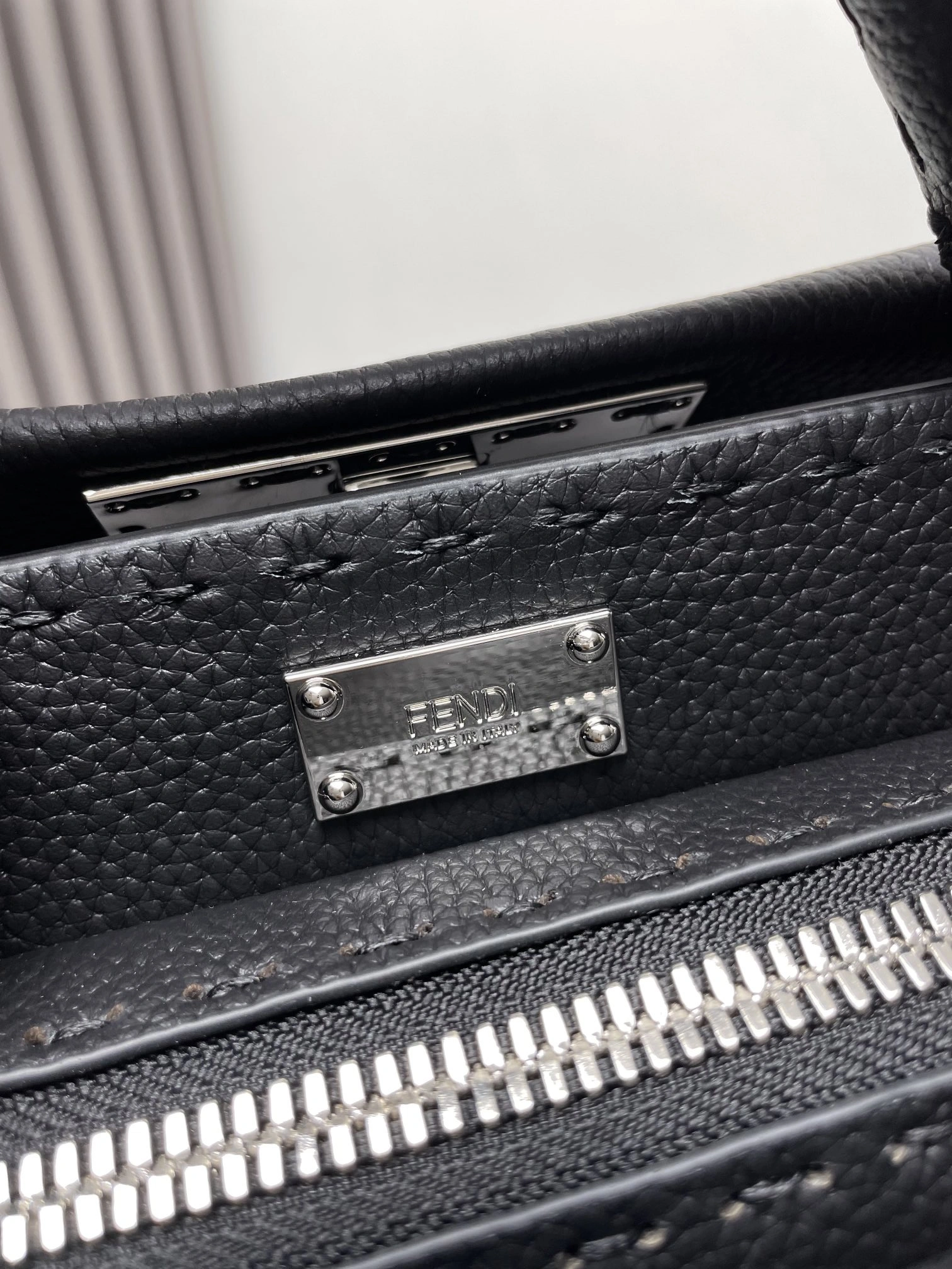 Stylish Fendi Peekaboo Bags 69877