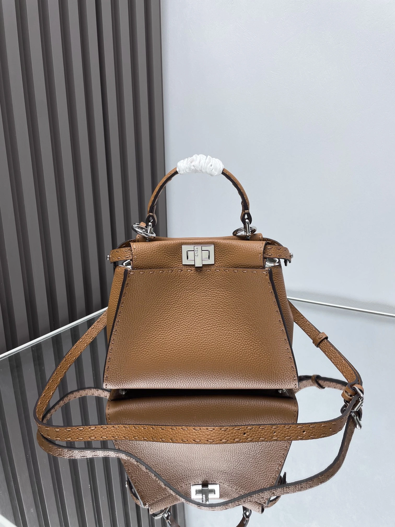 Fendi Peekaboo Bags Stylish 69889