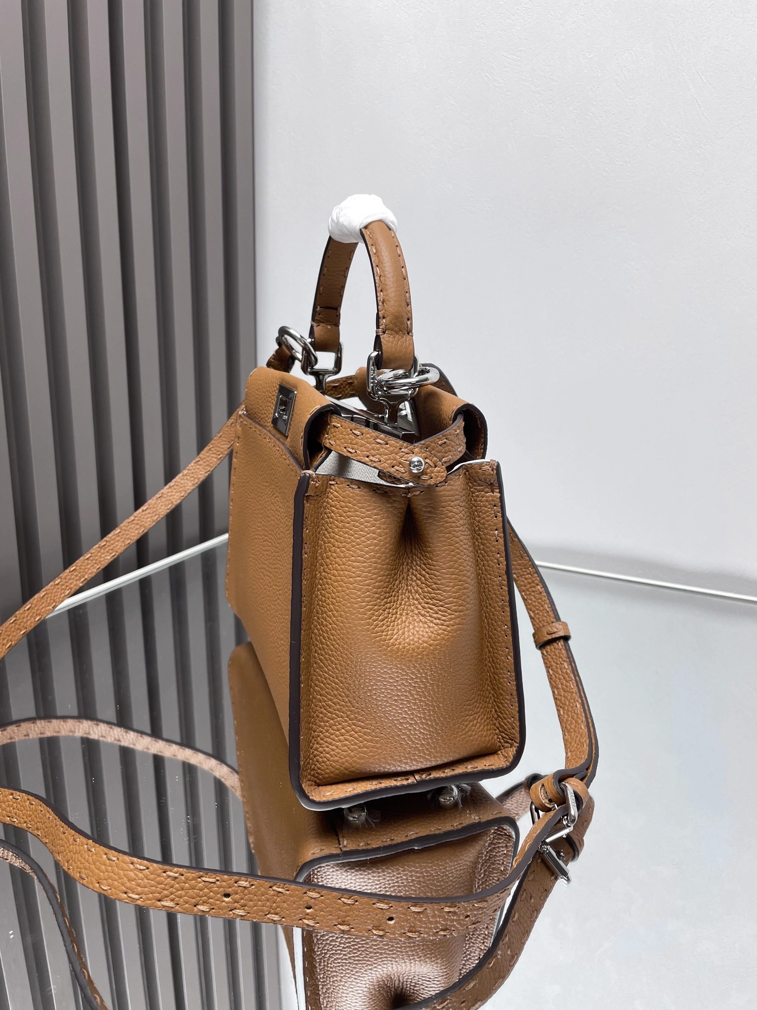 Fendi Peekaboo Bags Stylish 69889