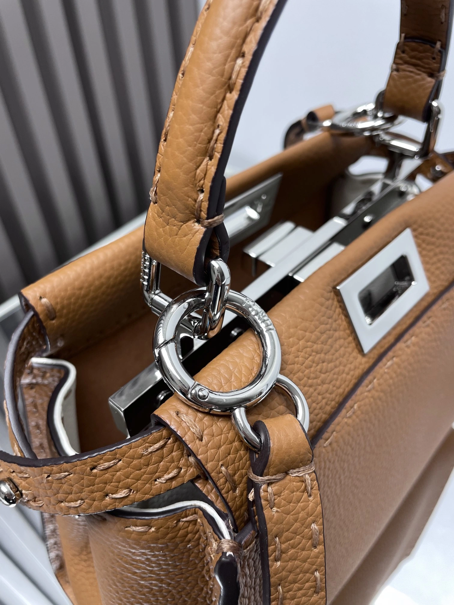 Fendi Peekaboo Bags Stylish 69889