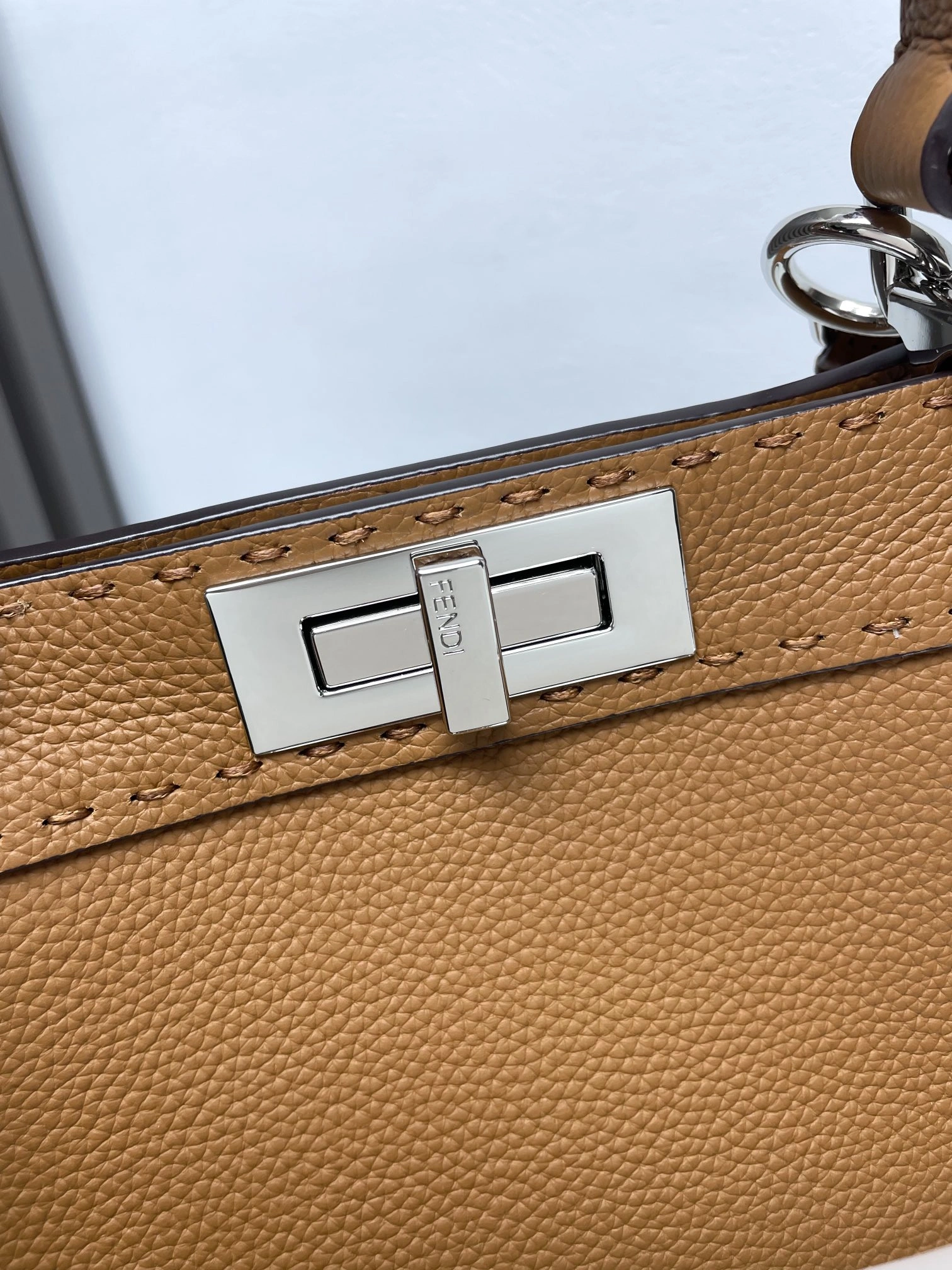 SmoothTexture Fendi Peekaboo Bags 69880
