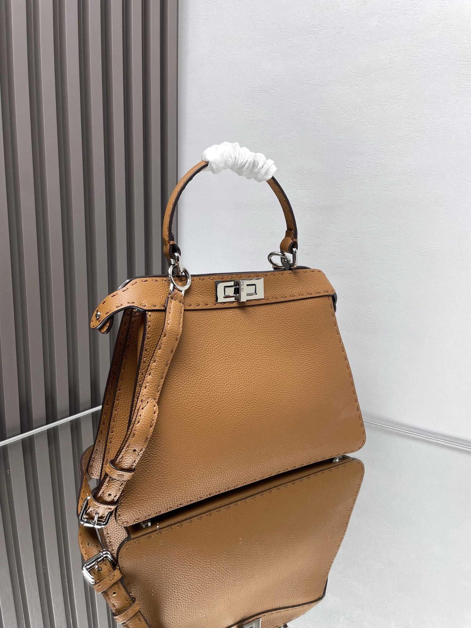 SmoothTexture Fendi Peekaboo Bags 69880