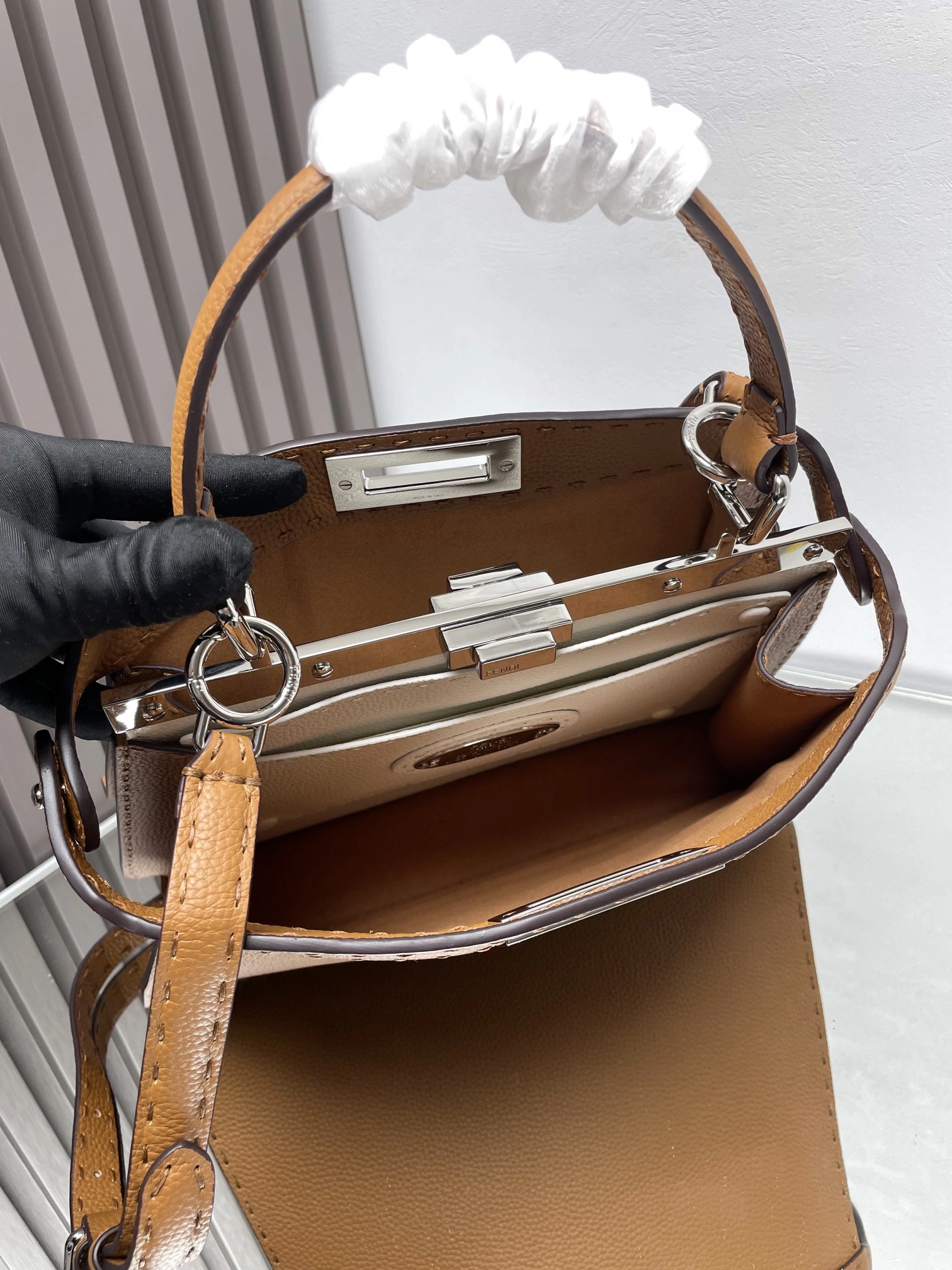 SmoothTexture Fendi Peekaboo Bags 69880